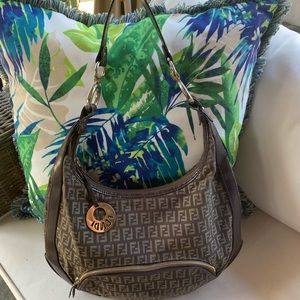 🤩Authentic Beautiful fendi hobo bag brown color